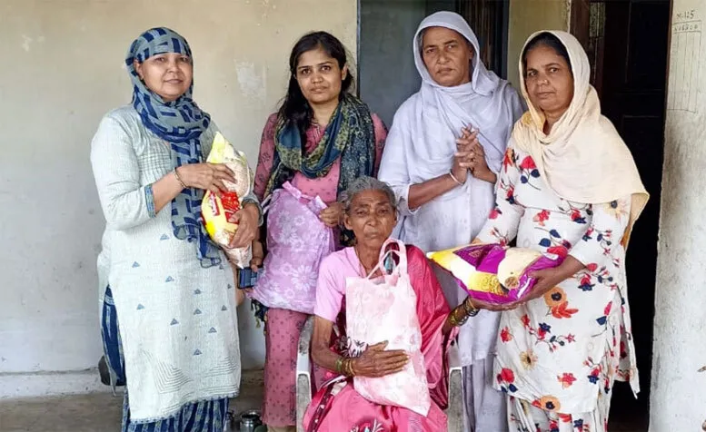 महाराष्ट्र की साध-संगत ने शाह सतनाम जी परम-सुख आश्रम में जरूरतमंद परिवारों को किया राशन वितरित
