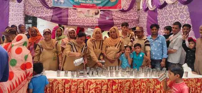 साध-संगत ने लगाई मीठे पानी की छबील