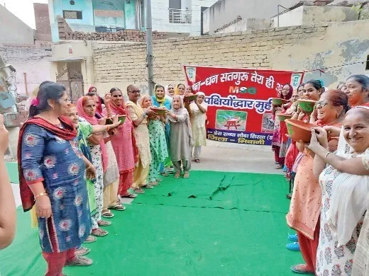 भिवानी की साध-संगत ने चलाया पौधारोपण व सफाई अभियान