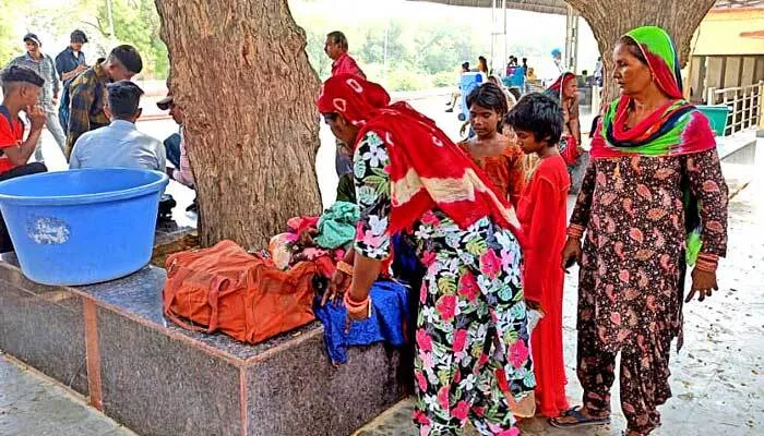 जरूरतमंदों के लिए मसीहा बनकर आगे आ रहे डेरा प्रेमी