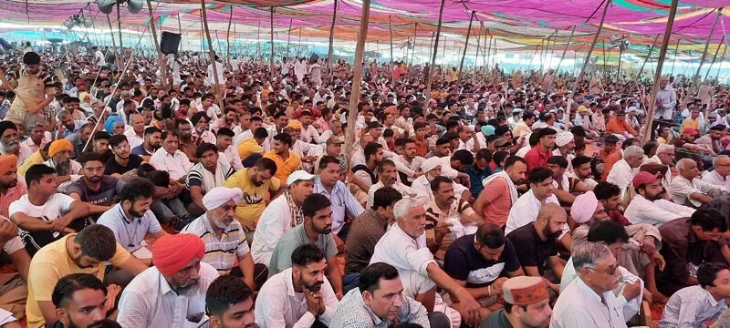LIVE: देखें कांगड़ा नामचर्चा का लाइव नजारा….