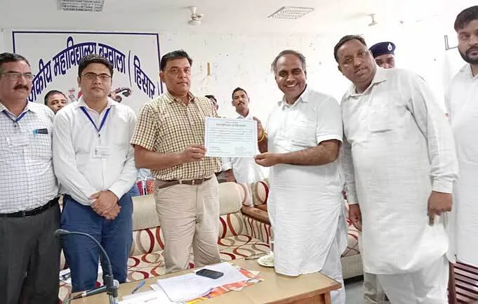 बरवाला नगरपालिका के चेयरमैन पद हेतु निर्दलीय उम्मीदवार रमेश कुमार विजयी घोषित