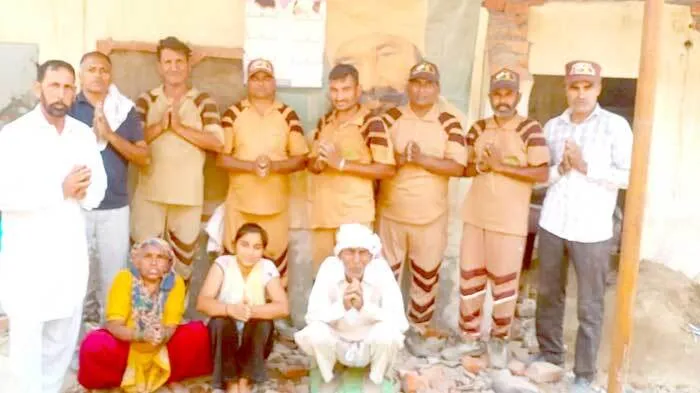 आशियाना मुहिम के तहत जरूरतमंद को नसीब हुई छत