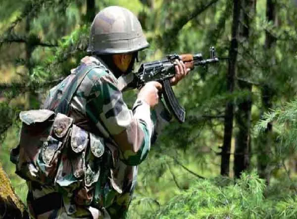 बालाघाट में मुठभेड़ में तीन इनामी नक्सली ढेर : गृहमंत्री