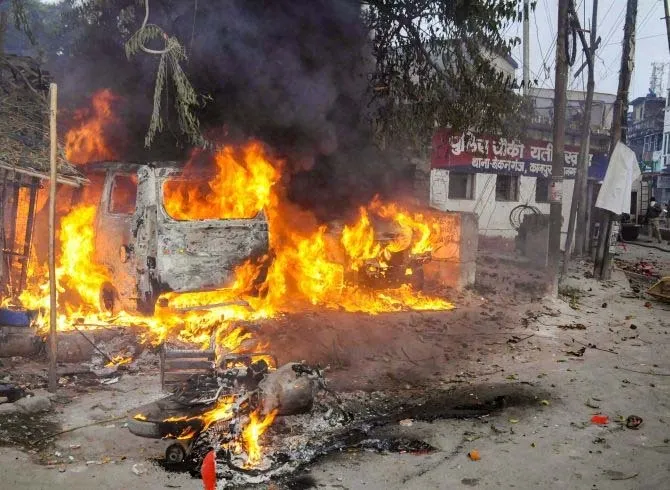 कानपुर में दो पक्षों में बवाल, 6 घायल