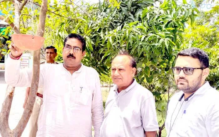 पूरा परिवार जिसे एक साथ पढ सके ऐसा अखबार है सच कहूँ : विधायक