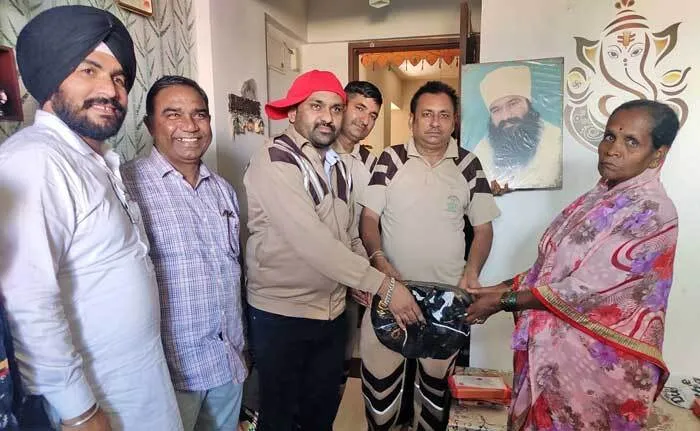 पूज्य गुरू जी केे आगमन की खुशी में महाराष्ट्र की साध-संगत ने किए मानवता भलाई कार्य