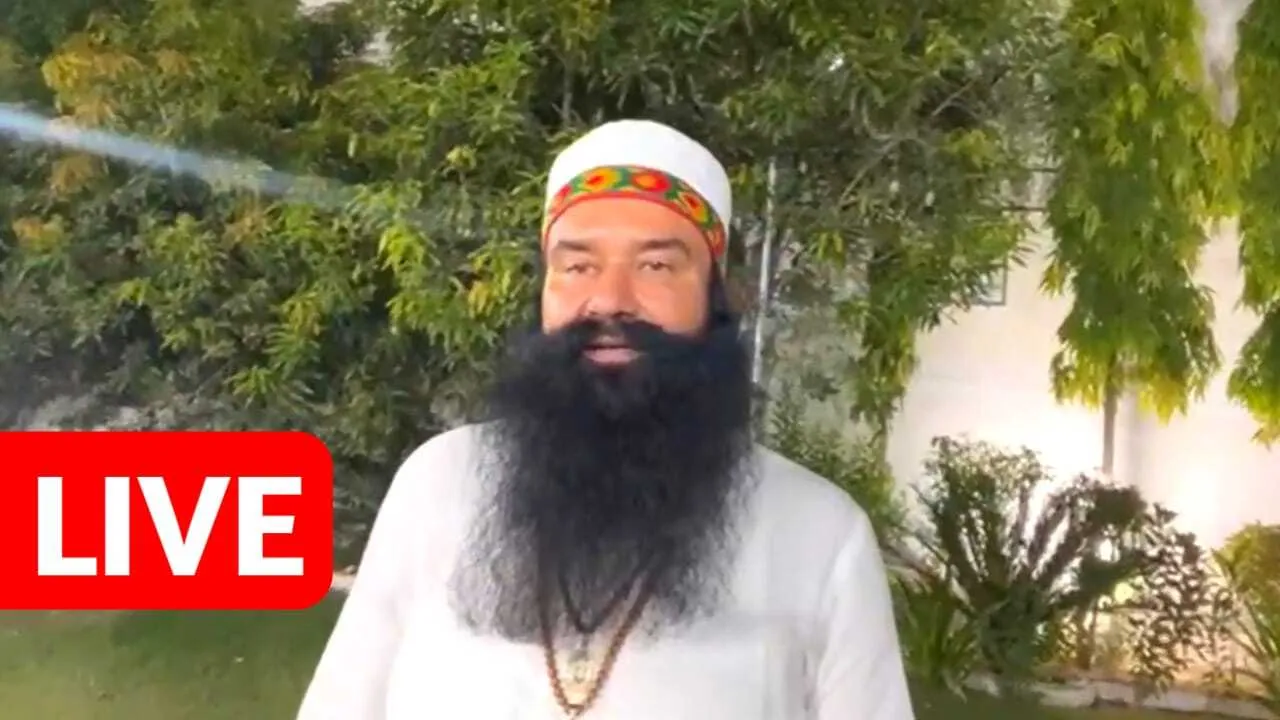 पूज्य गुरू जी के लाइव दर्शन करके साध—संगत का बढ़ा जोश