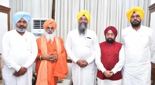 ‘आप’ के बलबीर सीचेवाल और विक्रमजीत साहनी निर्विरोध राज्यसभा सदस्य निर्वाचित