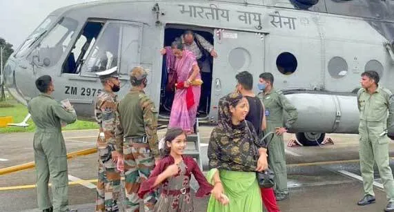 वायु सेना का असम और मेघालय में बाढ़ राहत अभियान जारी