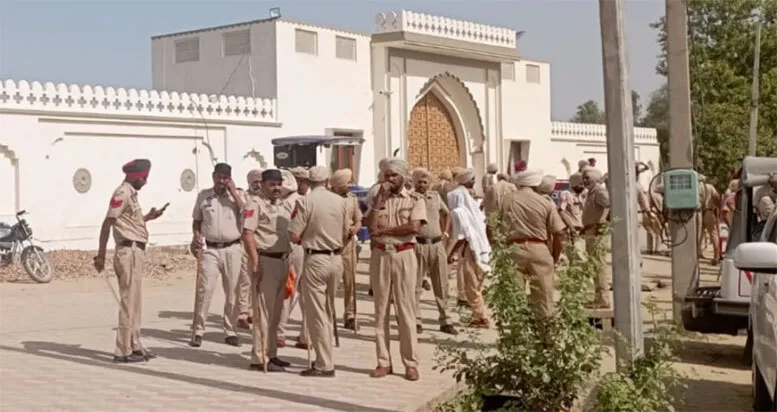 सिद्धू मूसेवाला के घर पहुंचे आप विधायक, जमकर हंगामा, लौटे वापस