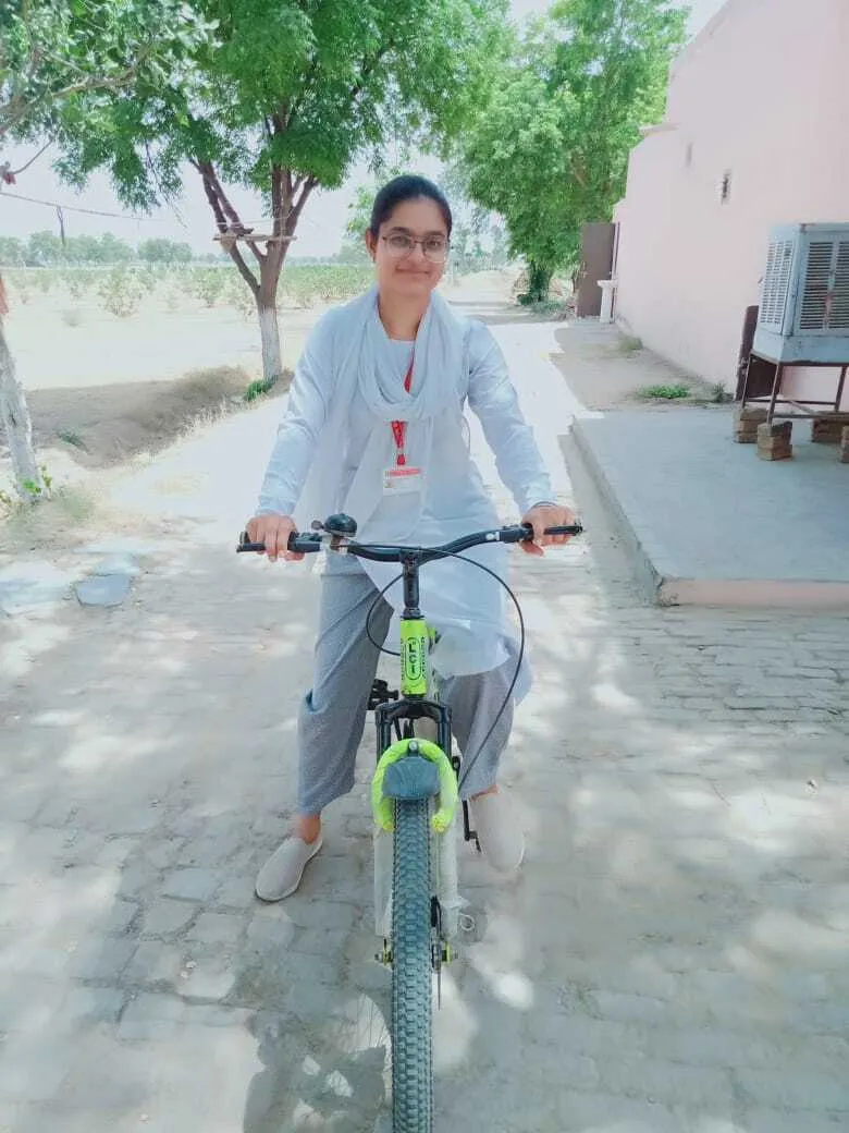 शाह सतनाम जी गर्ल्स कॉलेज सरसा में विश्व साइकिल दिवस मनाया