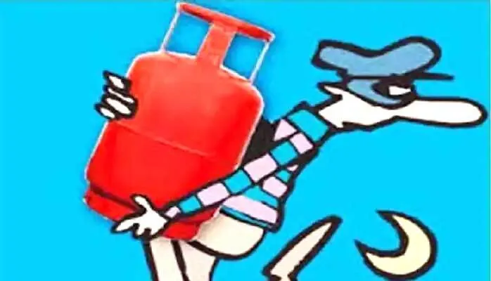 अलीका में गैस सिलेंडर चोर का आतंक