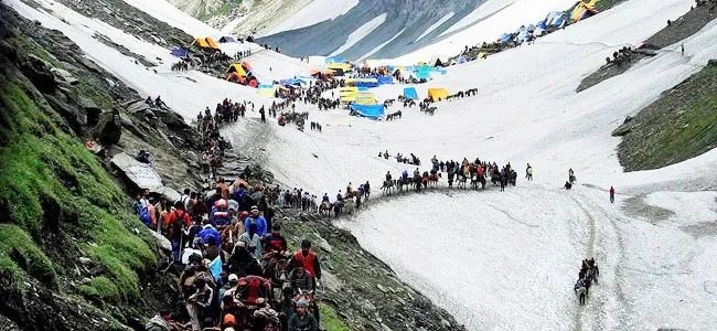 बालटाल, पहलगाम मार्गों पर अमरनाथ यात्रा अस्थायी रूप से स्थगित