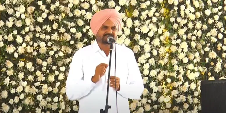 सिद्धू मूसेवाला के पिता बलकौर सिंह का छलका दर्द, बोले- 40 दिन बीत गए, नहीं मिला इंसाफ