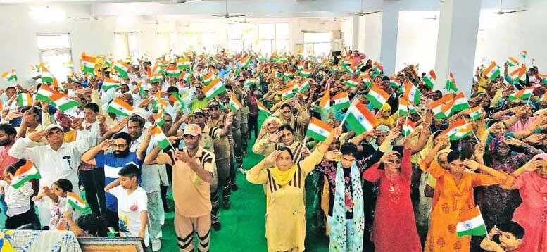 डेरा सच्चा सौदा की साध-संगत ने हर घर में तिरंगा झंडा फहराने का लिया निर्णय