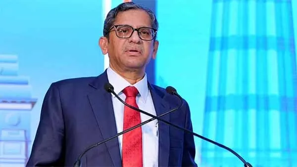 कई मीडिया संगठन चला रहे हैं ‘कंगारू कोर्ट’ : सीजेआई