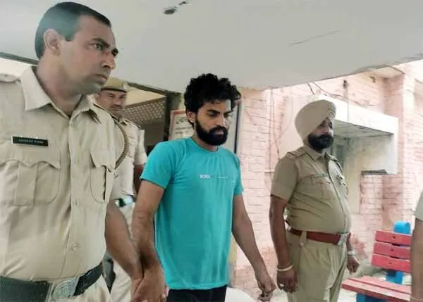 पत्नी ने ही करवाई थी पति की हत्या, टोहाना पुलिस का खुलासा