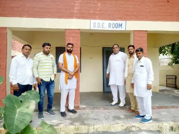 निसिंग के वार्डों में पहुंच रहा गंदा पेयजल