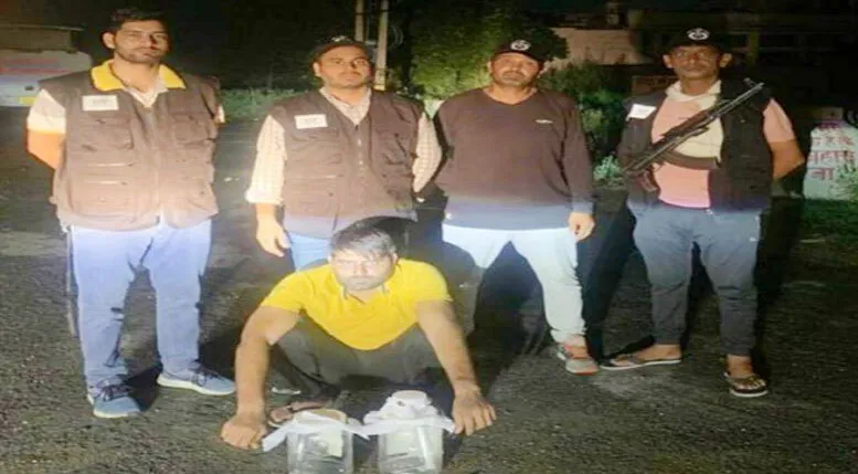 एसटीएफ ने लॉरेंस बिश्नोई गैंग के शार्प शूटर को दबोचा
