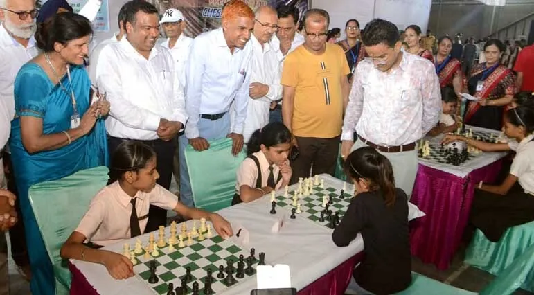 बोले, लम्बे समय से धूल फांक रही अधिकतर लाइब्रेरी