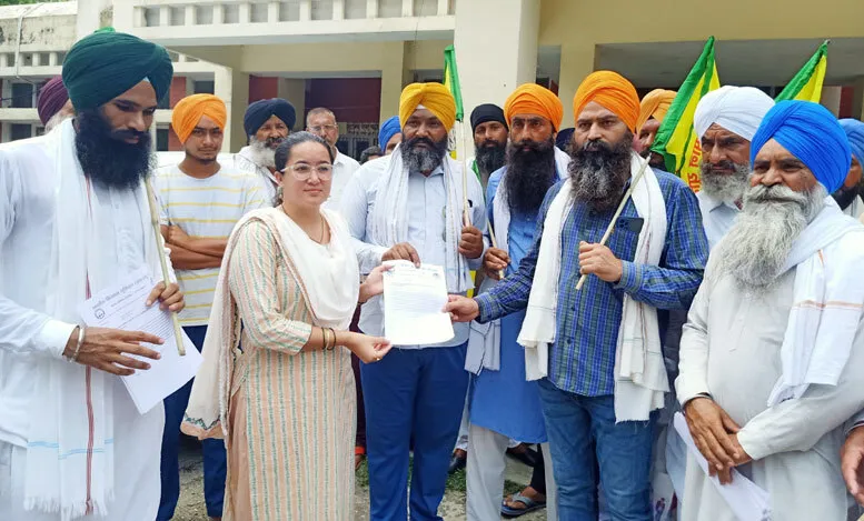 निसिंग उप तहसील में खाली रहती कुर्सियां, कैसे होंगे जनता के काम