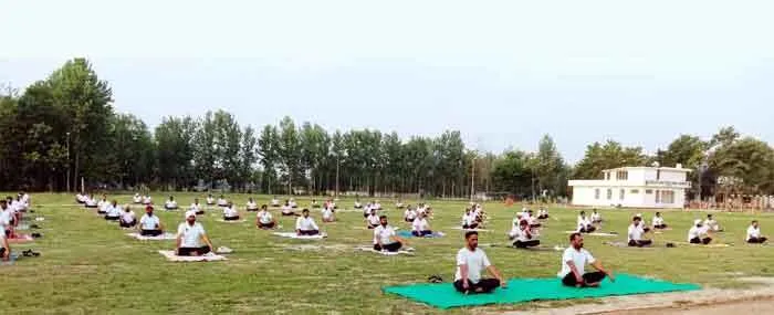 ‘योग ही जीवन को बना सकता है संतुलित’