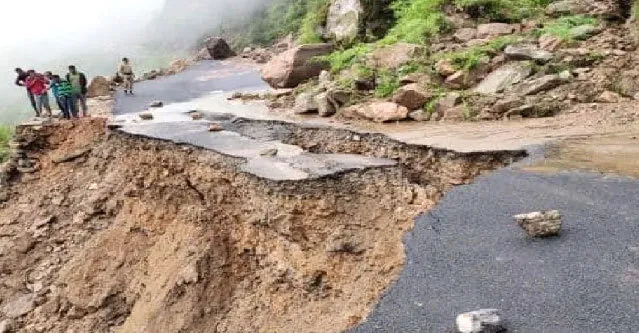 उत्तराखंड में बारिश का कहर, 78 सड़कें बंद, धारचूला में 40 परिवार किए गए शिफ्ट
