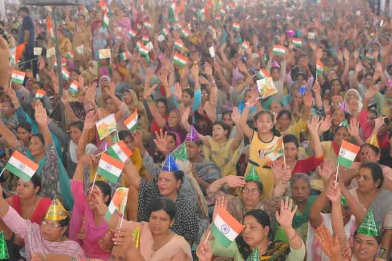 सलाबतपुरा: पावन भंडारे पर साध-संगत का हुजूम, देखें विशाल नामचर्चा की झलकियां…
