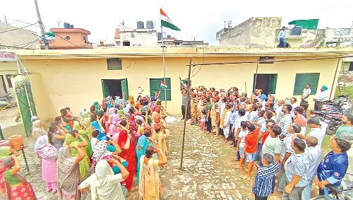 अम्बाला में गूंजी राम-नाम की धुन, साध-संगत ने नामचर्चा घर में तिरंगे को किया सैल्यूट