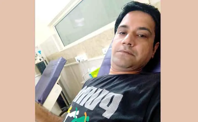 पावन अवतार माह की खुशी में सेवादार ने किया रक्तदान