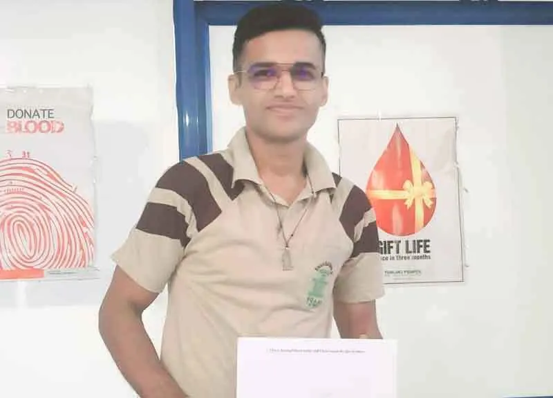 पावन अवतार माह की खुशी में तमिलनाडू डेरा श्रद्धालु ने किया रक्तदान