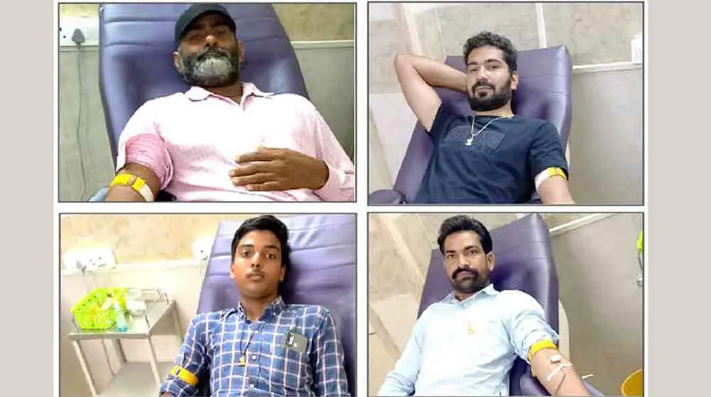 अवतार माह की खुशी में रक्तदान