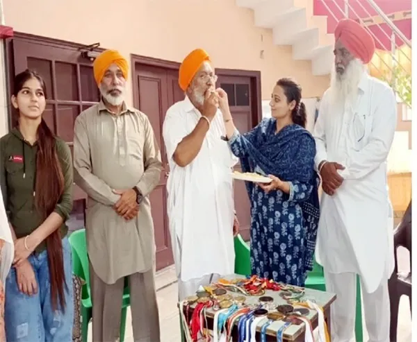 कांस्य विजेता गुरदीप के घर शादी जैसा माहौल