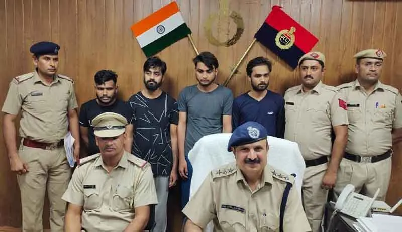लॉरेंस बिश्नोई के नाम से धमकी देकर वसूली करते थे बदमाश