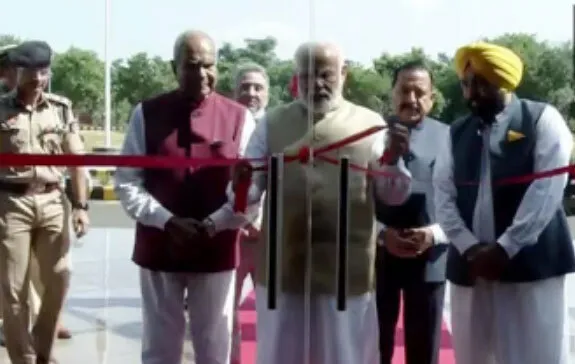 पीएम मोदी ने मोहाली में कैंसर अस्पताल का किया उद्घाटन