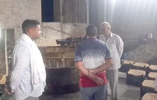 उचाना में साबुन फैक्ट्री पर सीएम फ्लाइंग की छापेमारी