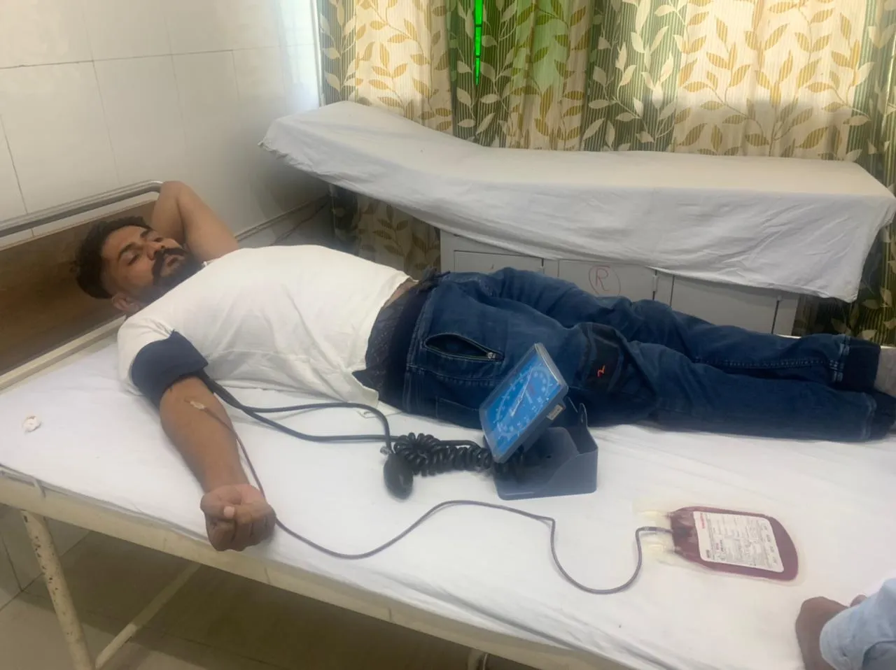 संजीव कुमार इन्सां ने मानवता भलाई कार्य कर मनाई शादी की सालगिरह