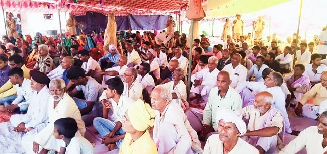 बिहार में मची राम-नाम की धूम, 15 परिवारों को दिया राशन