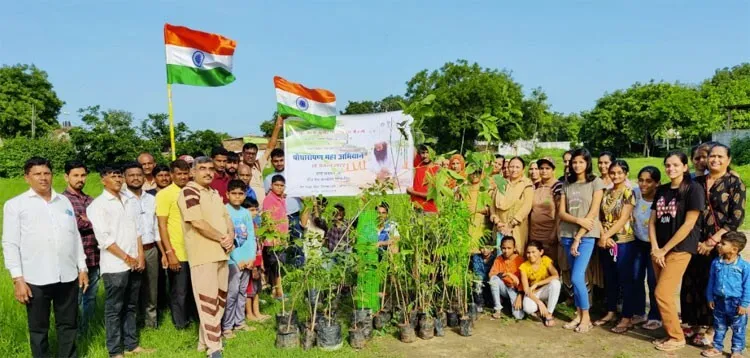 गुजरात के डेरा श्रद्धालुओं ने पौधारोपण कर दिया बड़ा संदेश