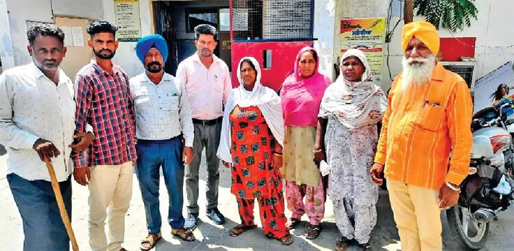 सैल्यूट। बेसहारा घूम रहे व्यक्तियों के लिए किसी मसीहा से कम नहीं डेरा श्रद्धालु