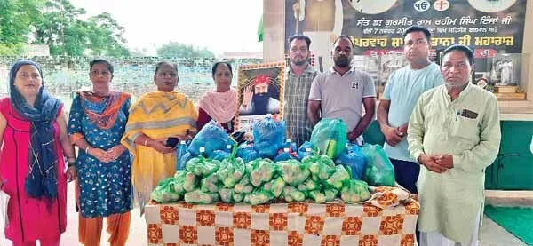 साध-संगत ने 20 गर्भवती महिलाओं को दिया पौष्टिक आहार