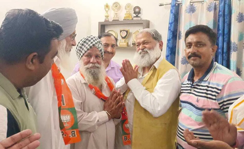 बाजारों में लगेंगी ‘तिरंगा’ रंग की थीम पर आकर्षक स्ट्रीट लाइटें