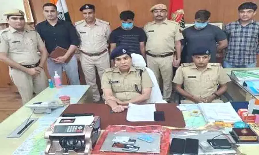 12वीं पास युवकों ने फर्जी फर्म बना सरकार को लगाया 15 करोड़ का चूना