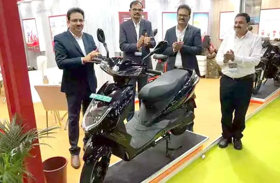 ईवीट्रिक मोटर्स ने लॉन्च किए दो इलेक्ट्रिक स्कूटर, जानें, खासियतें