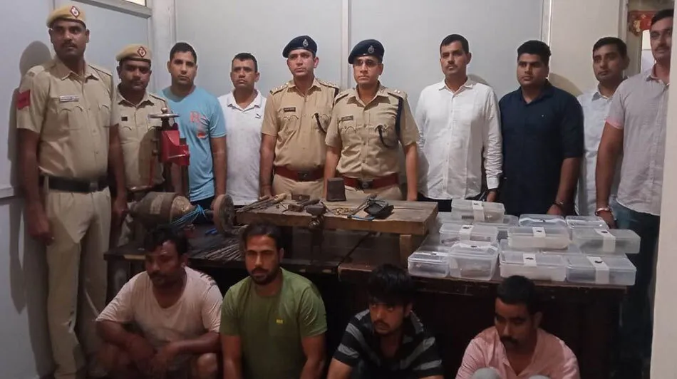 उत्तर प्रदेश में हरियाणा पुलिस ने पकड़ी अवैध हथियार की फैक्ट्री
