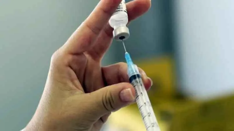 अब सर्वाइकल कैंसर से मिलेगी मुक्ति! स्वदेशी टीका ‘सवार्वेक’ घोषित