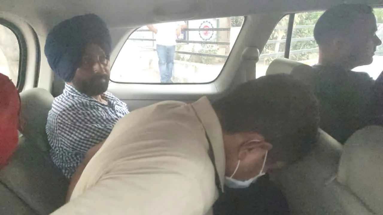 पानीपत में सीबीआई का बड़ा एक्शन, ईपीएफओ कमिश्नर धूस लेता पकड़ा गया