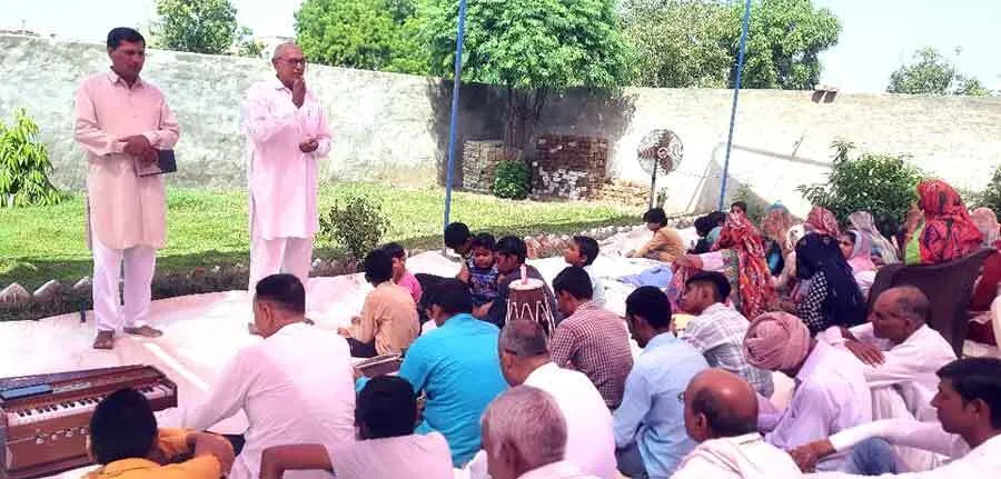 कविराजों ने गाया गुरु का यश