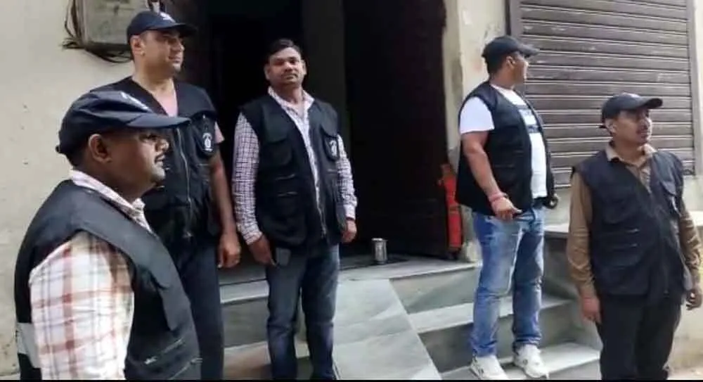 एनआईए ने गुरुग्राम पुलिस व क्राइम ब्रांच की टीमों के साथ आठ घंटे तक की छापेमारी